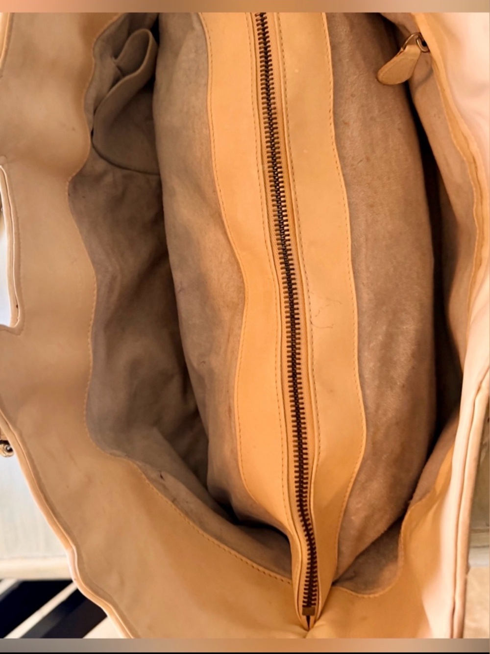 Bottega Veneta Embroidered Nappa Leather Intrecciato Tote Shoulder Bag - Picture 13 of 15